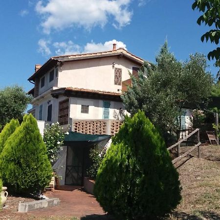 Вилла Casa Vacanze Poggio Degli Ulivi Ашеа Экстерьер фото